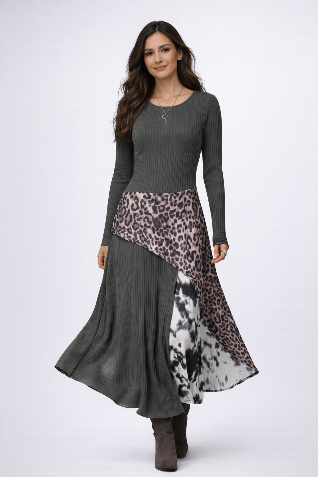 ESTEFANIA™ - Vestido largo con estampado de leopardo